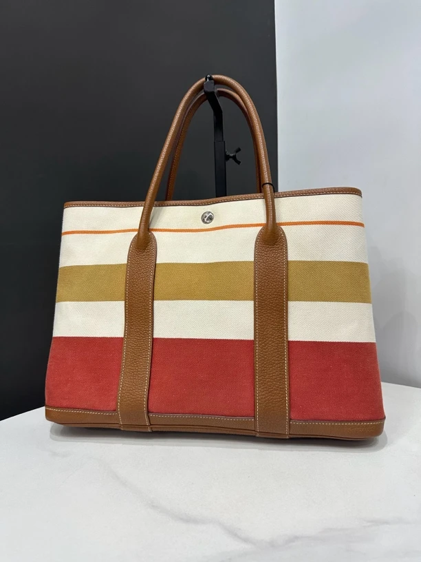 95新 Hermes/爱马仕 拼色花园包框Q刻36cm/0444072010