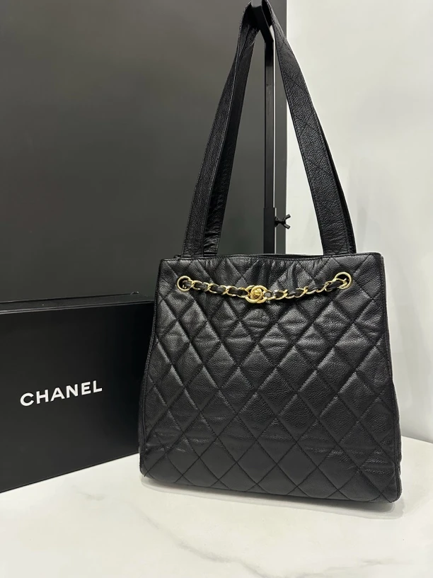 95新 Chanel/香奈儿 黑金书包扣托特包4开30cm/0444072003