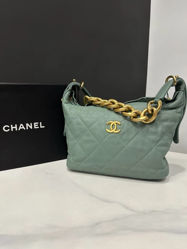 99新 Chanel/香奈儿 22C薄荷绿hobo芯片25cm/JJ4061903
