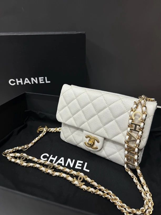 99新  街角/香奈儿22P白金字母链腰包芯片17cm/JJ3112615