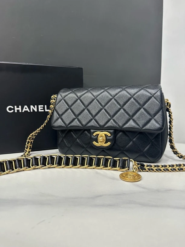 99新 Chanel/香奈儿 21A金币坦克链口袋包芯片23cm/8208223