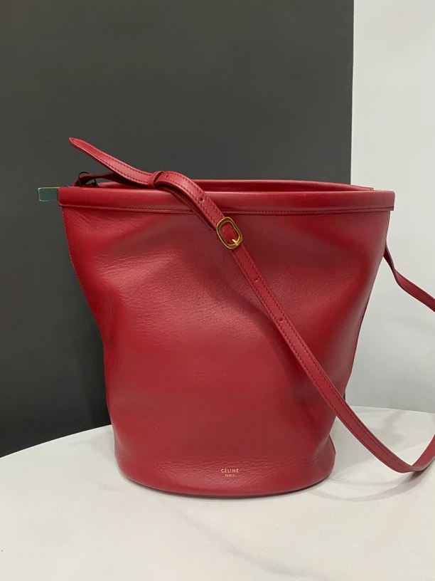 95新 Celine/思琳 红色水桶包20Cm/JJ04080913