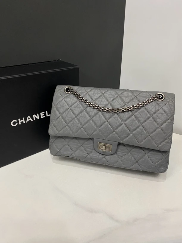 95新 Chanel/香奈儿 水泥灰色2.55链条包/12开27Cm/JJ4071505