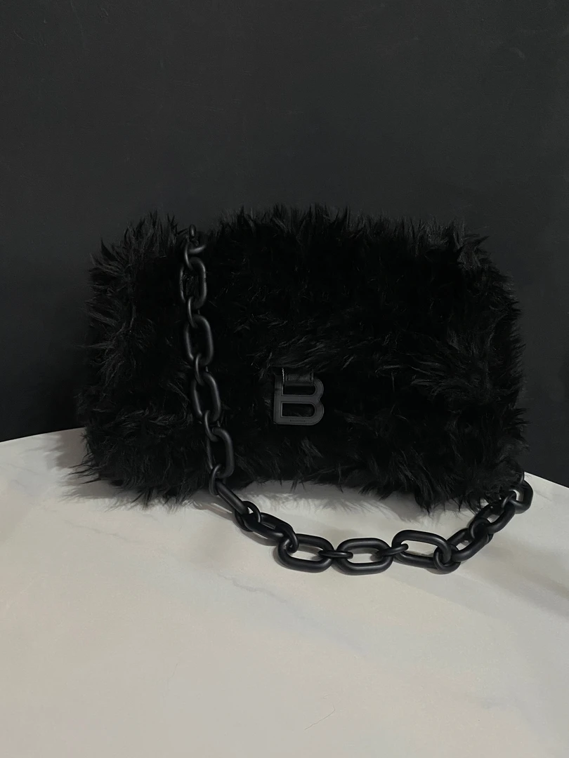 95新  街角/巴黎世家Soblack毛毛沙漏/28Cm/JJ3091802