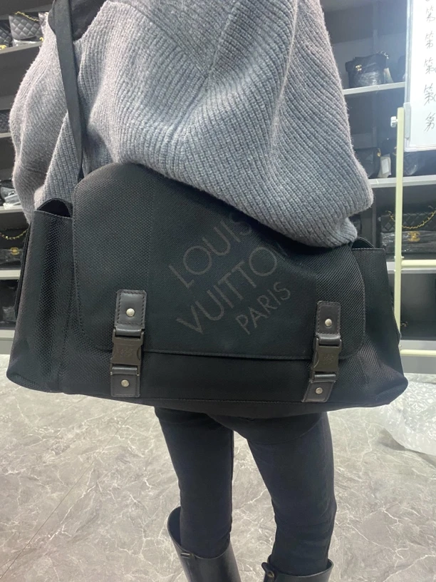 95新  街角/LV旅行包/46Cm/JJ3111616