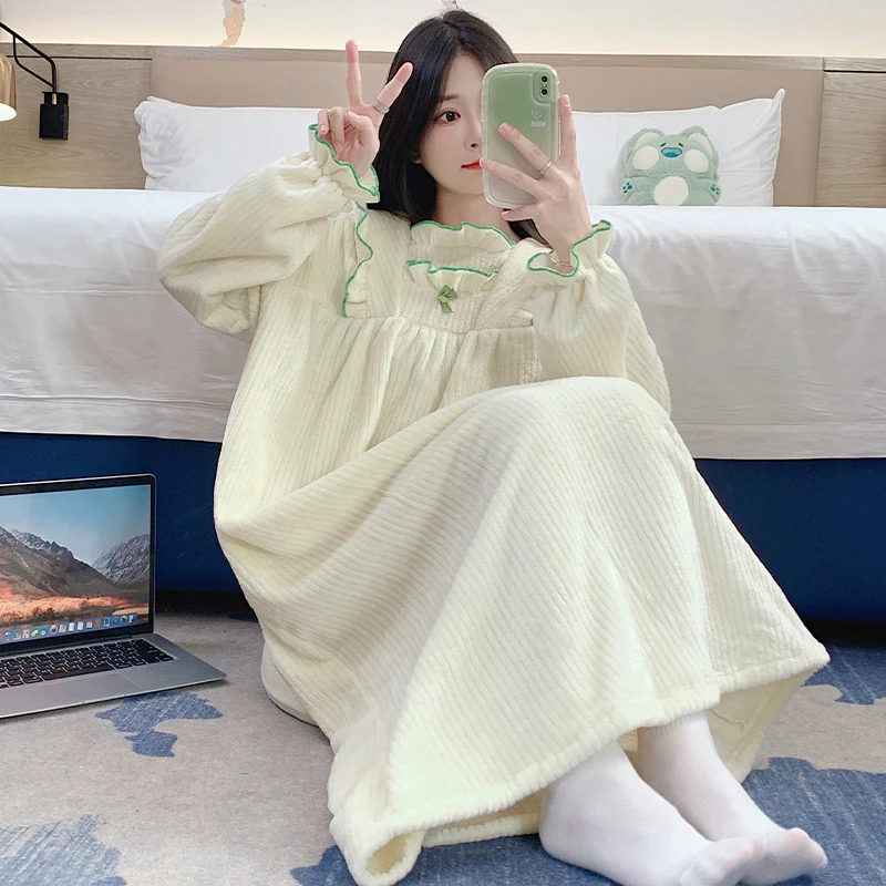 珊瑚绒睡裙女秋冬季法兰绒睡衣加绒加厚款长袖甜美冬天保暖家居服