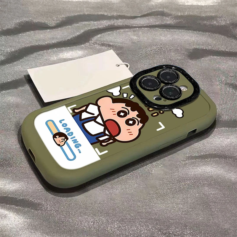 惊喜小新适用于iphone16苹果15promax全包手机壳14泡芙13p/12/11