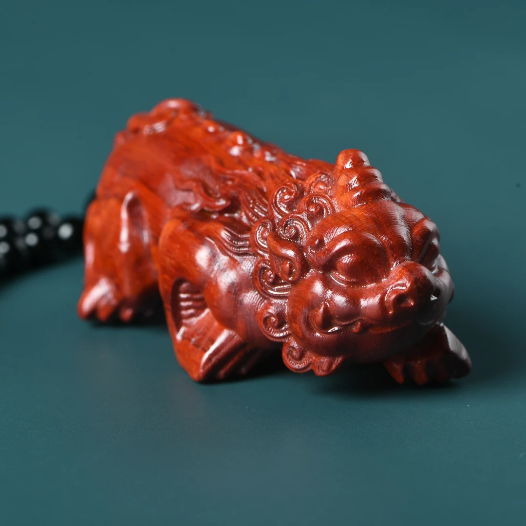 赞比亚血檀精雕天禄貔貅手把件