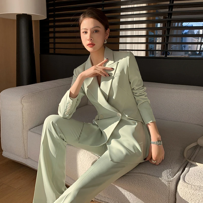 盈彩倩高级感西装套装女春秋季新款气质女神范职业设计感休闲西服