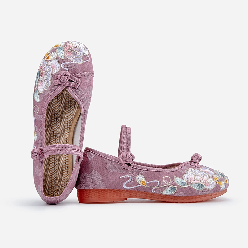原创中国风设计精美立体装饰浅口透气多色绣花鞋布鞋女1915-125