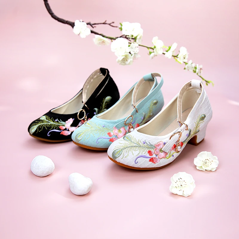 夏季民族风时尚百搭中跟浅口透气汉服鞋/绣花鞋女/505-128