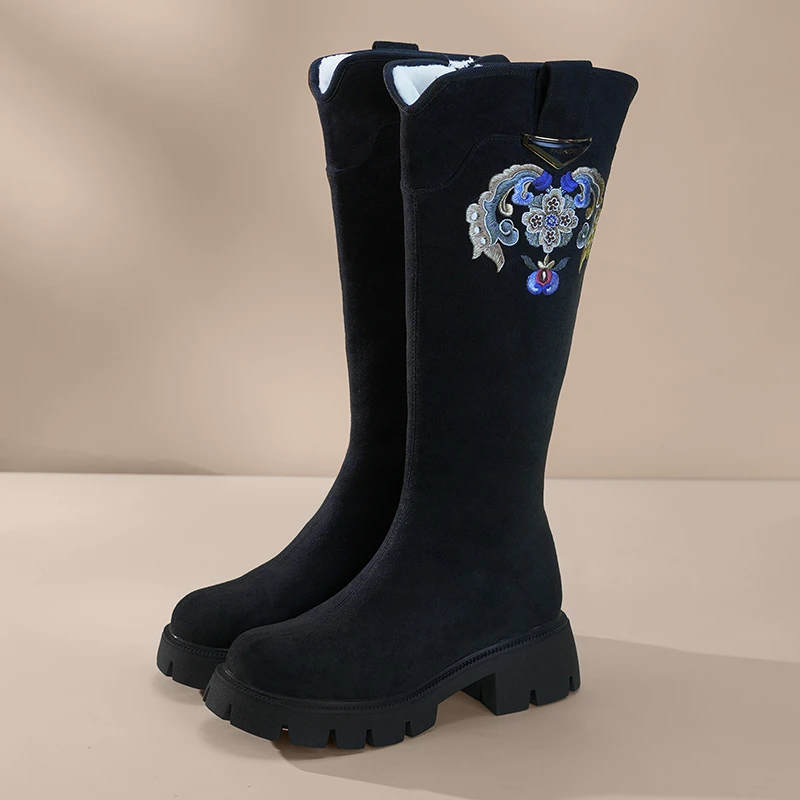 新款中筒手工刺绣立体装饰国风高靴中国风绣花布鞋女2829-3