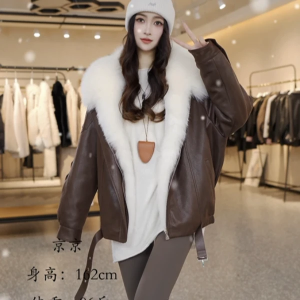（京京甄选）秋冬气质时尚大狐狸毛领女士短款外套