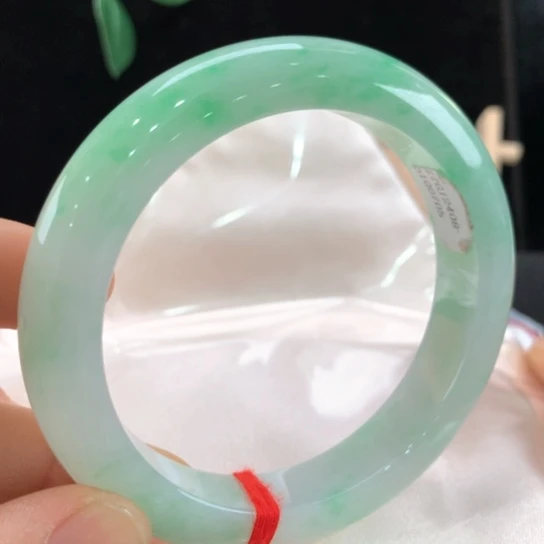 翡翠手镯未镶嵌111-0705