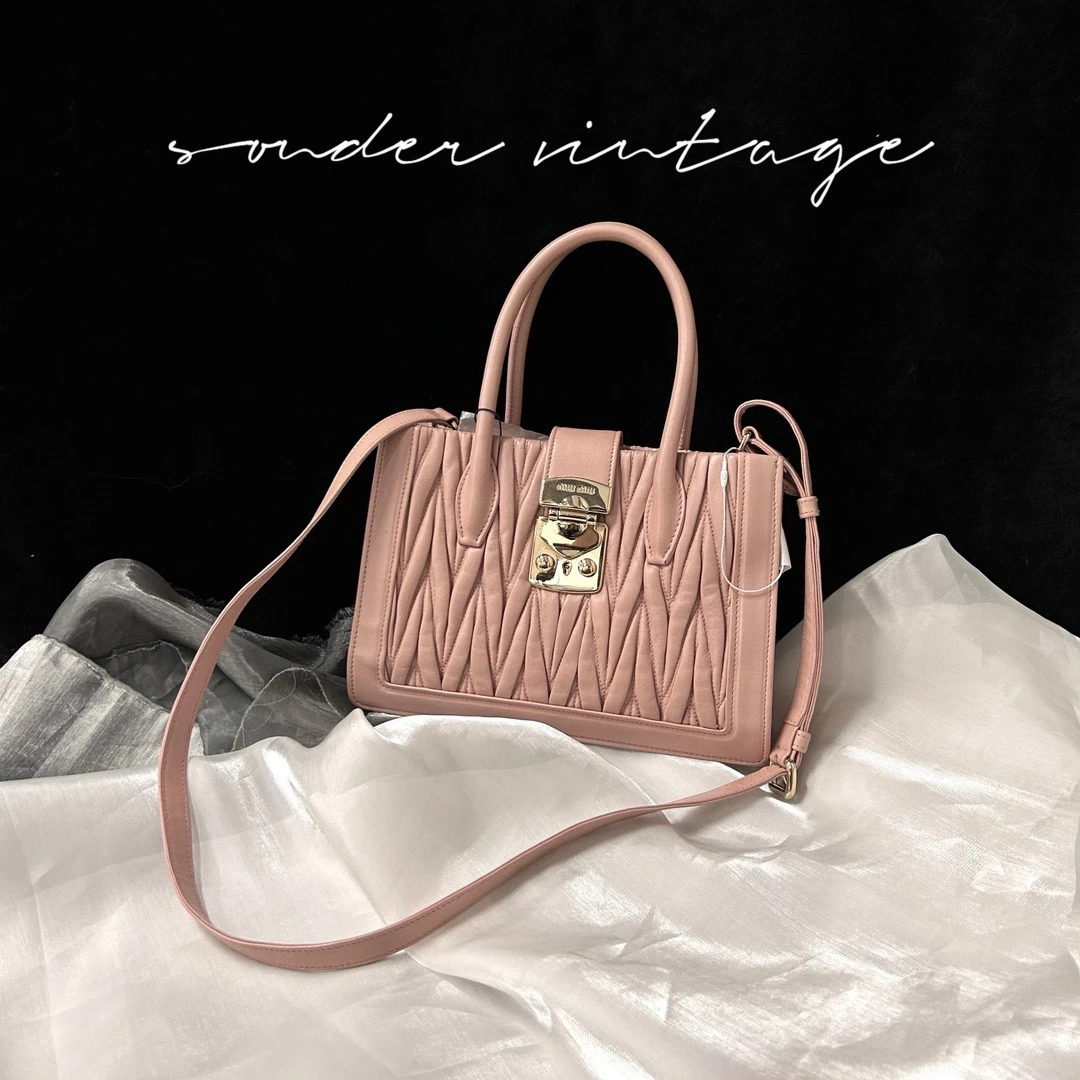 95新 MIU MIU/缪缪 缪缪 斜挎包