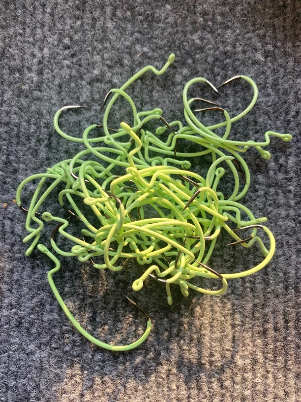 夜光曲柄钩三棱钩尖黑头鳕鱼石斑鲈鱼虎头石九公鱼钩