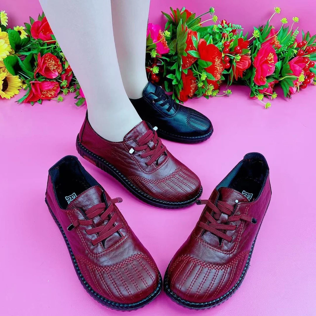 春季加厚软底老北京布鞋女老年人单鞋防水防滑软底百搭舒适妈妈鞋