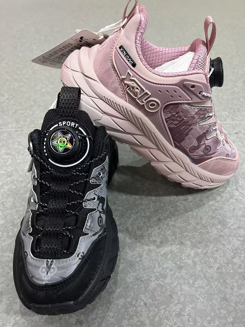 新款运动皮面纽扣儿童鞋时尚百搭透气四季厚底皮面女款户外女士