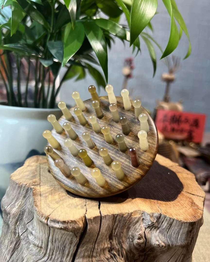 檀木曲面头疗按摩梳羊角梳齿疏通头部按摩精细纯手工礼物