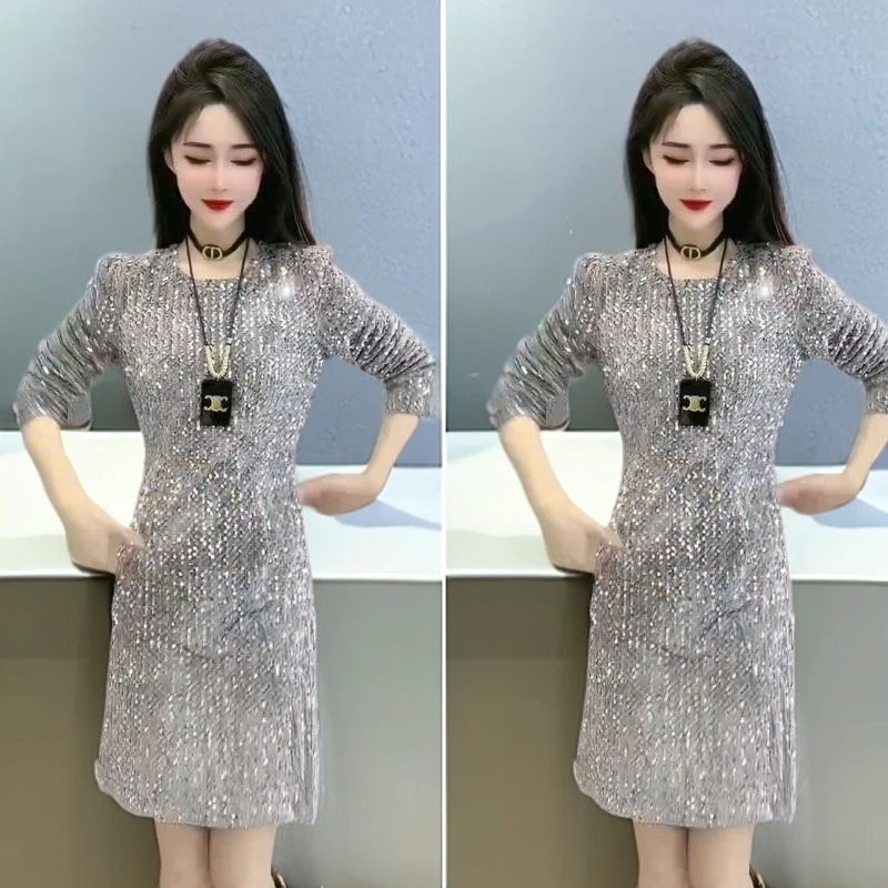 名媛气质爆款亮片裙2024年秋冬季新款洋气时尚显瘦长袖圆领连衣裙
