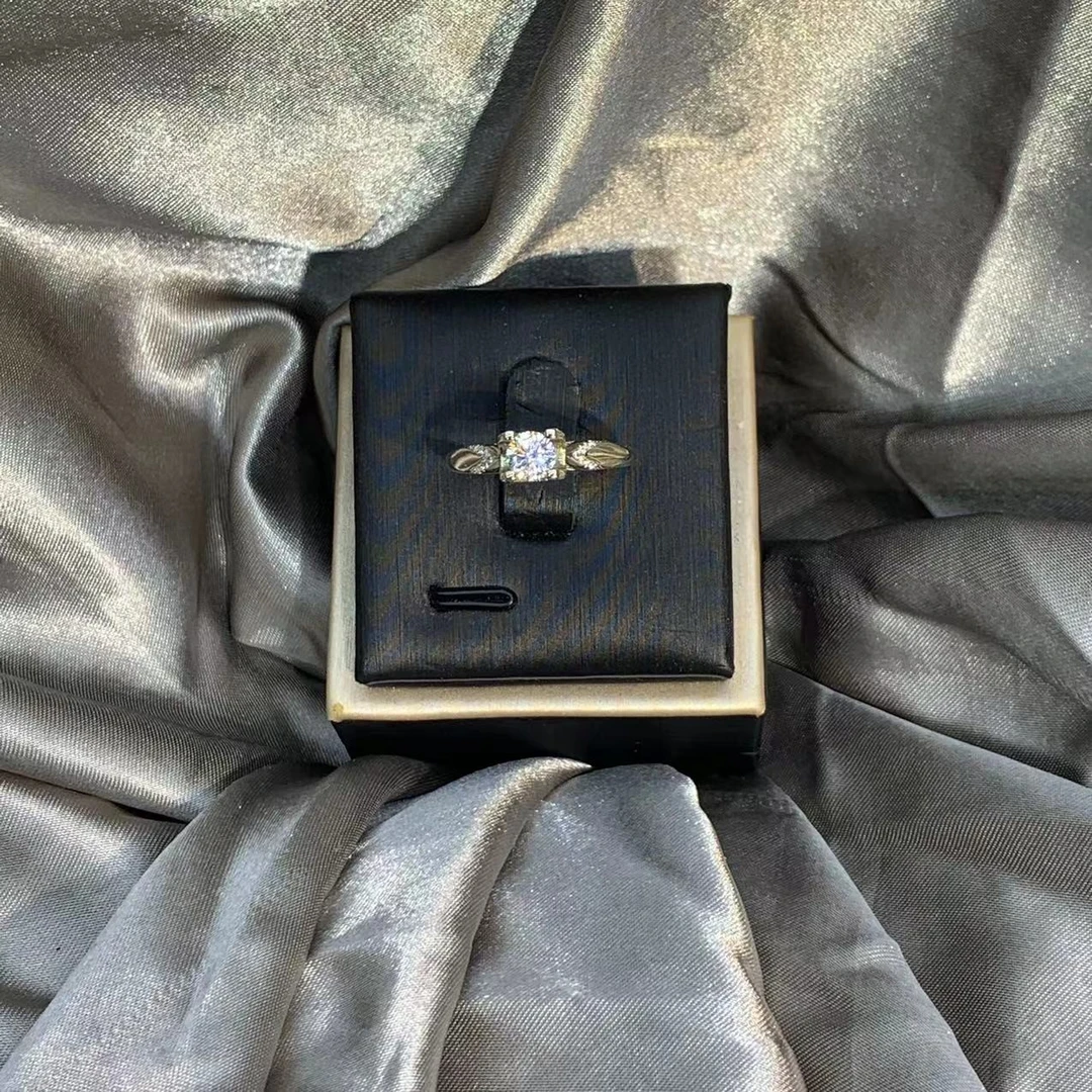 戒指 燕尾牛头50分【L】