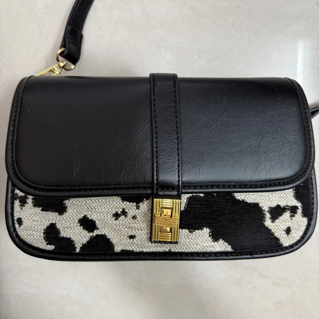 2024新款女士斜挎包ccc