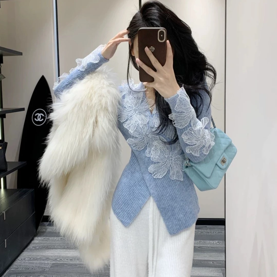 温柔风蕾丝V领修身针织毛衣女2024秋季新款气质百搭不规则上衣