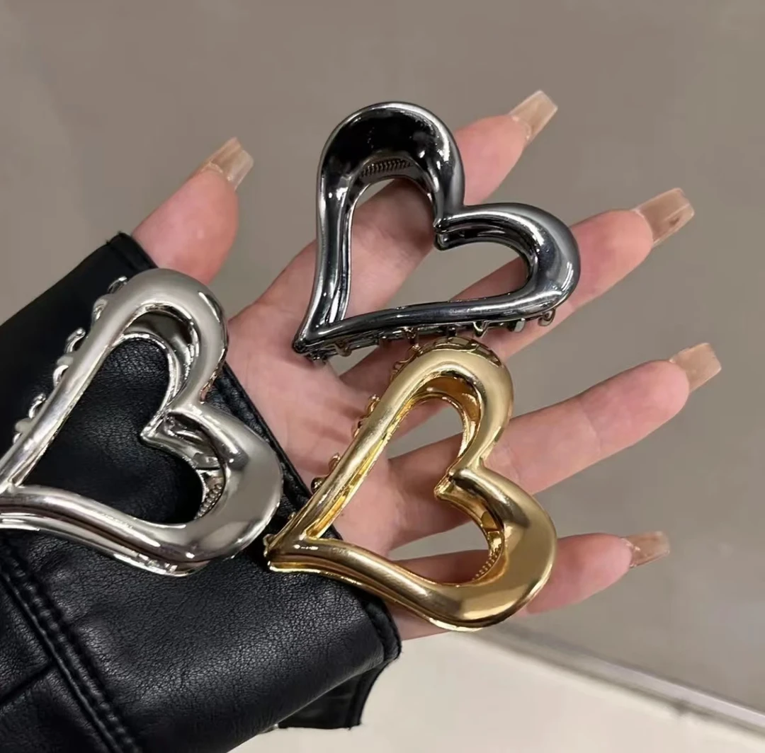 爱心鲨鱼夹金属小众设计感发夹后脑勺半扎发简约抓夹发饰