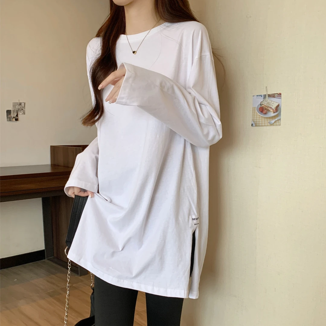 【万芳专属】白色遮臀长款T恤女秋冬下摆开叉内搭叠穿长袖德绒上衣