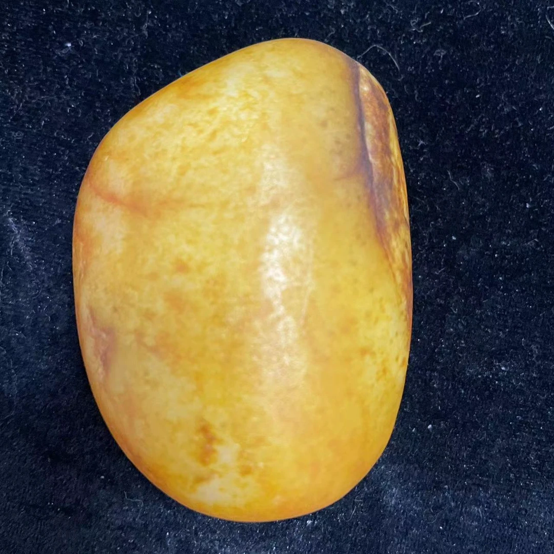 新疆和田奇石把件