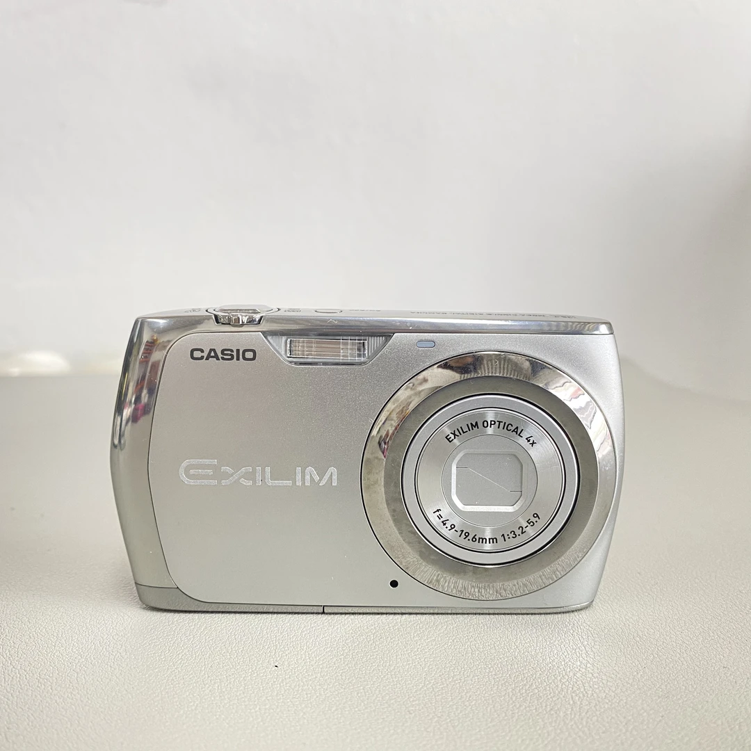 9新 Casio/卡西欧 卡西欧S8 1210万像素 4倍变焦 人像柔焦