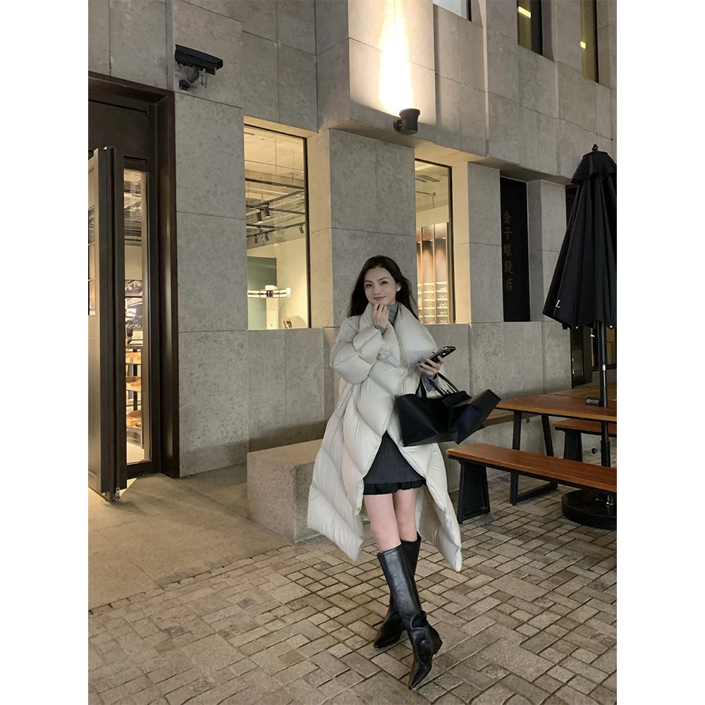 芝芝【绵绵泡芙】秋冬女显白气质时尚不臃肿直筒宽松90鹅绒羽绒服