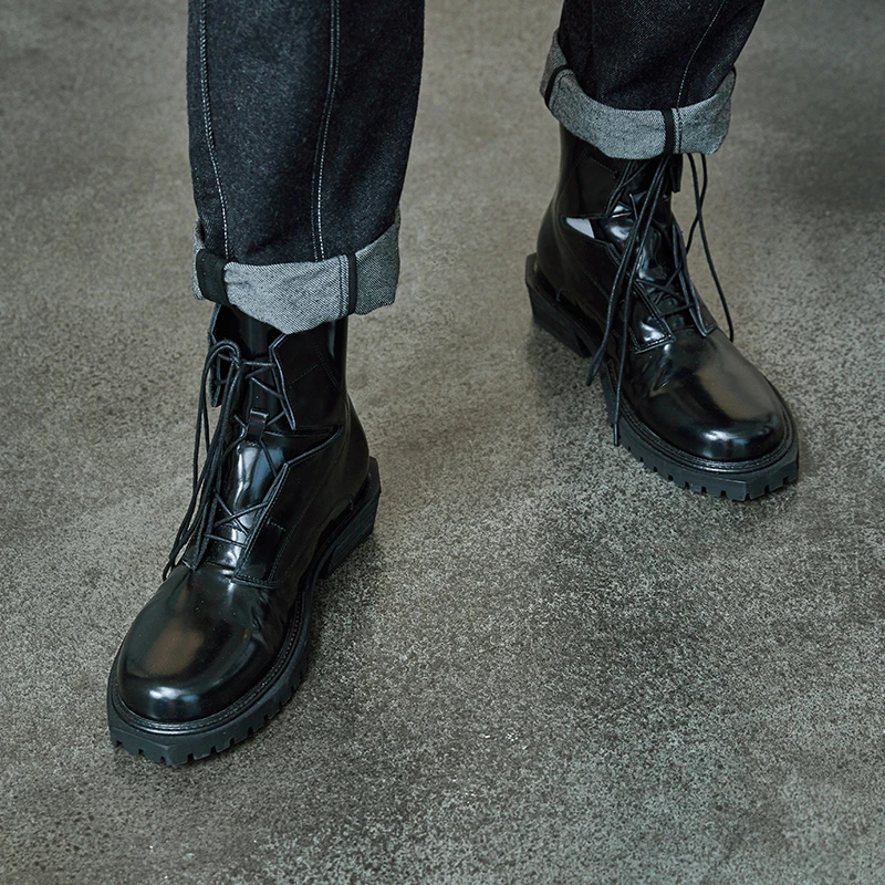 日着原创设计女鞋2025秋季新款 真皮短靴单靴酷帅马丁靴21D0363X