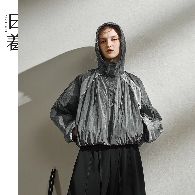 日着原创女装2024冬季新款休闲连帽撞色运动宽松短外套RB3728W0