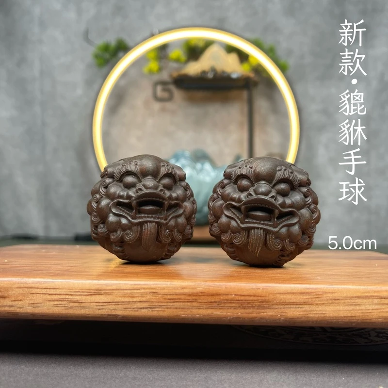 貔貅手球5.0cm 产地印尼达拉干木雕木艺小摆件