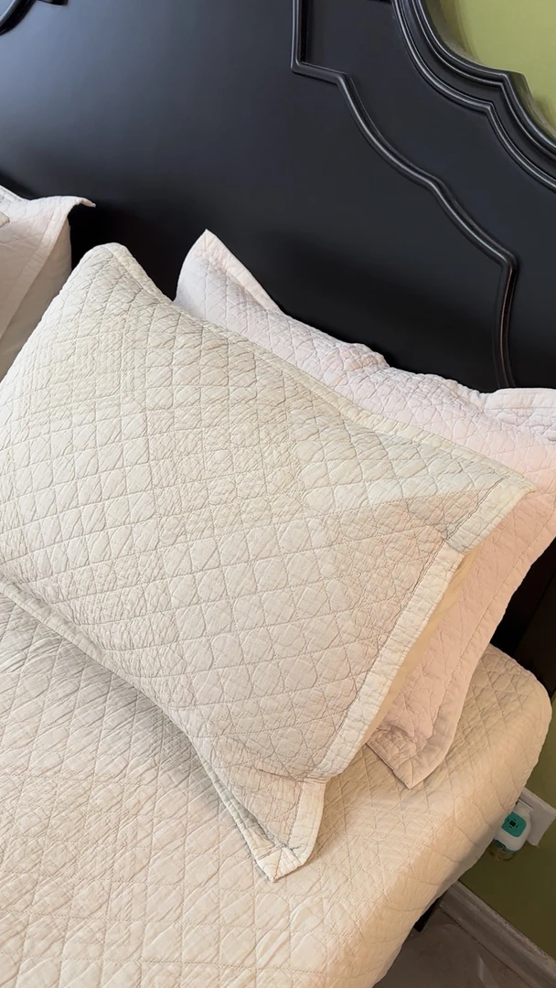 寻觅（速写微瑕砂洗床盖链接）无破洞