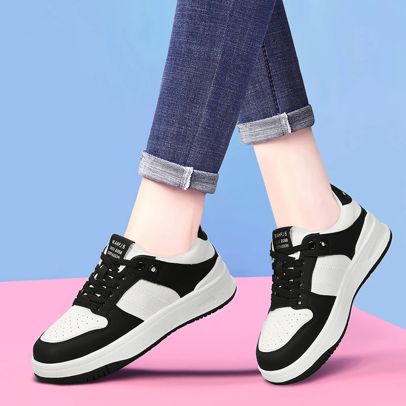 真皮黑白熊猫鞋小白鞋女2025新款春秋季厚底百搭休闲运动板鞋女款