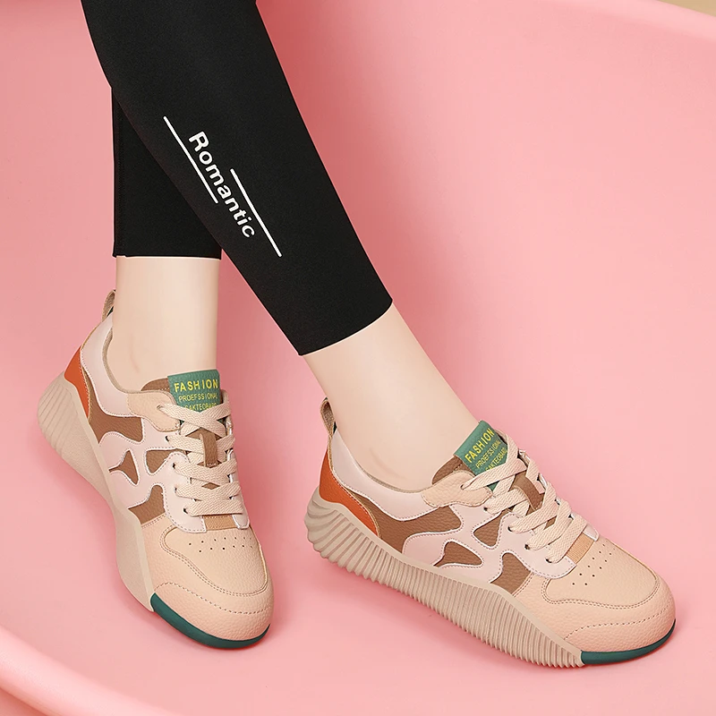 2025秋季新款休闲女鞋复古真皮平底运动软底轻便旅游鞋百搭小白鞋