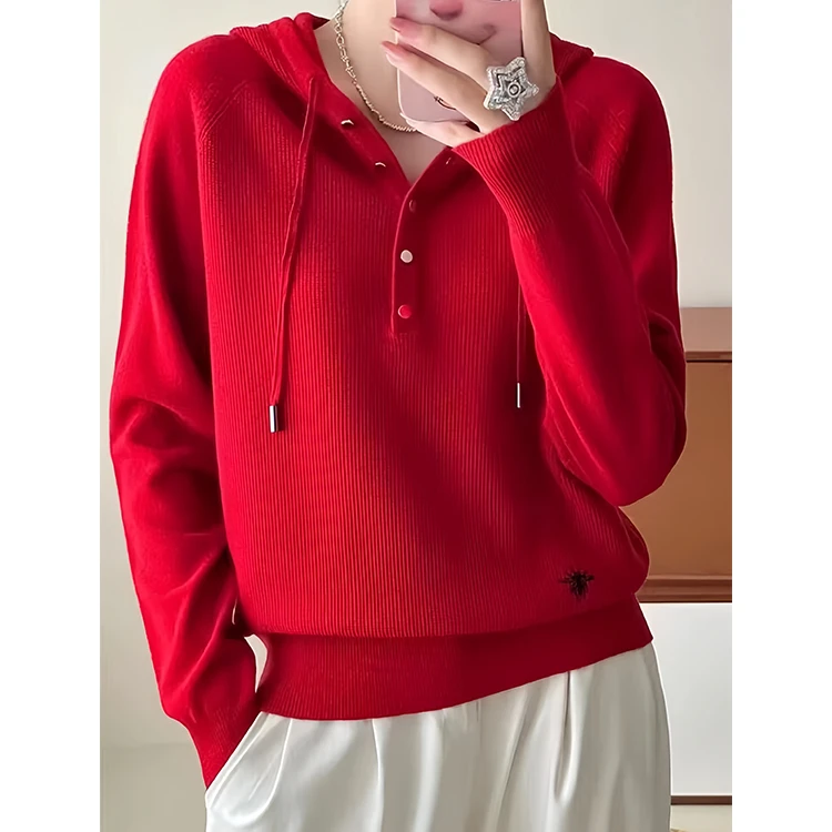 秋冬工厂新款小蜜蜂慵懒7色连帽全羊毛衫女时尚粉纽扣针织打底衫