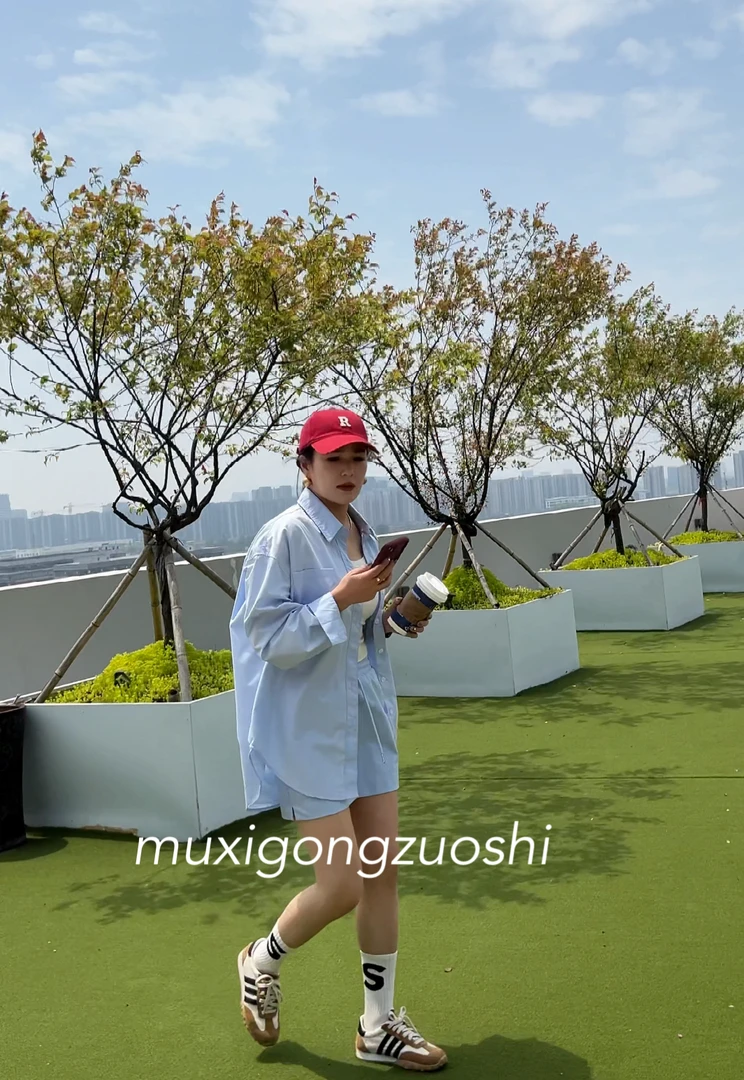 韩系设计感慵懒风宽松衬衣+短裙律动莫兰迪套装衬衫卫衣套装裙