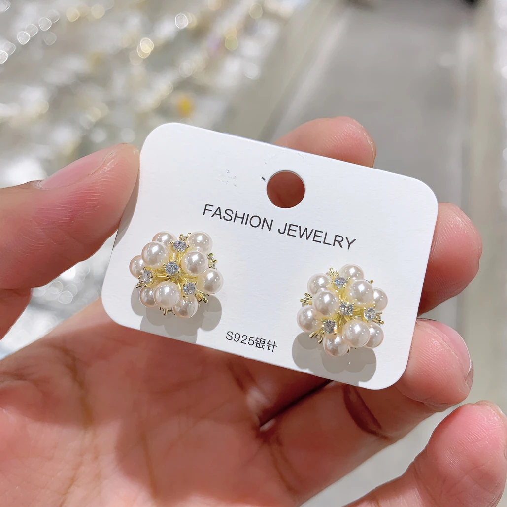 铜合金仿珍珠耳饰 范小姐春夏新款爆米花经典花耳钉饰品素款小众