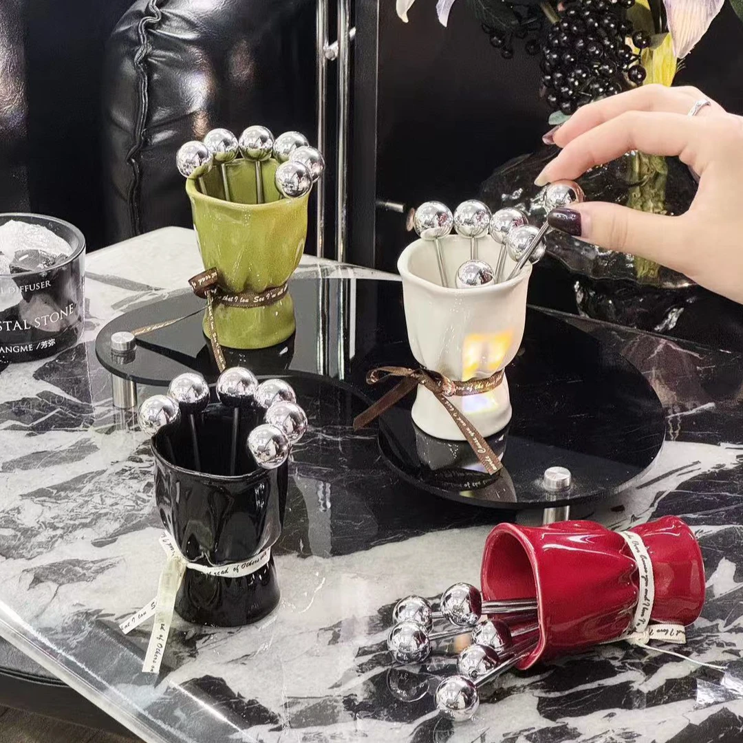 创意陶瓷花束水果叉收纳客厅厨房台面水果甜品轻奢高颜值收纳罐