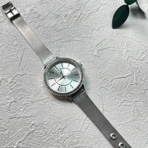 95新  【六六中古】孤品精美手表ea537手围19以内表盘34