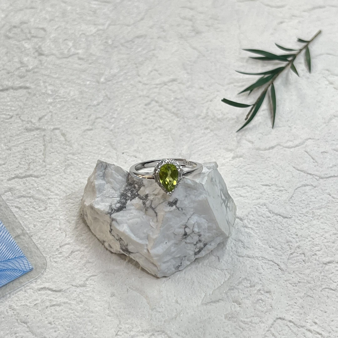 全新未使用  【六六中古】孤品s925橄榄石开口戒指aj2719