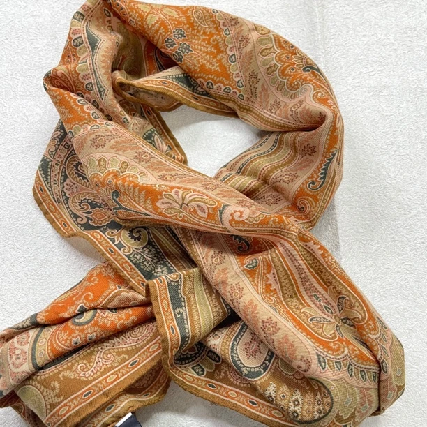 90新  【六六中古】孤品复古丝巾cp1165尺寸130*43
