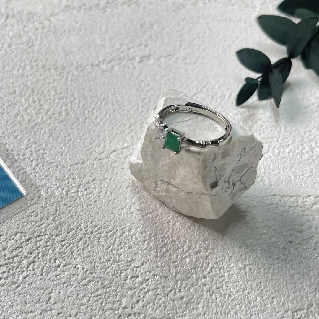 全新未使用  s925祖母绿可调节戒指bj1000