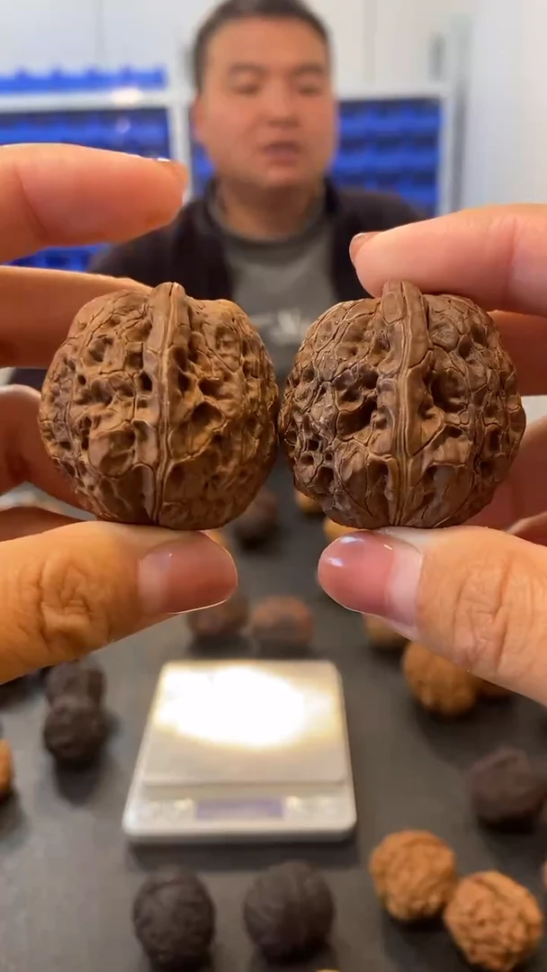 【闪购商品】文玩核桃把件铁臂将军膀39mm（一物一图）