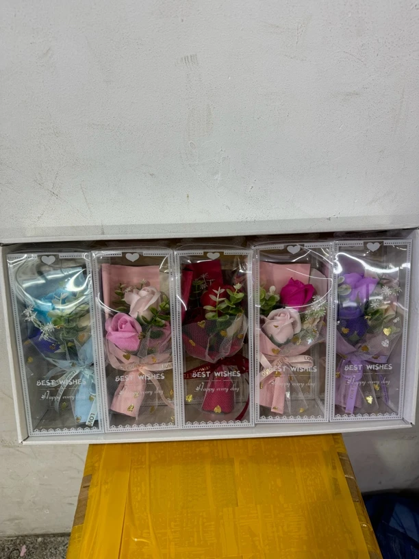 节日花束礼盒一盒5束