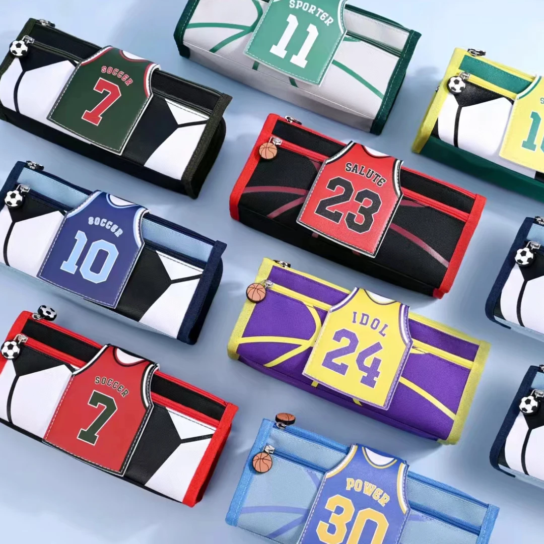 2466篮球系列笔袋8个