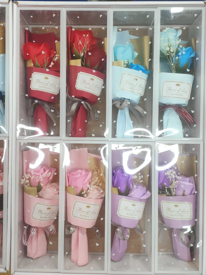 C81-5节日花束礼盒8个